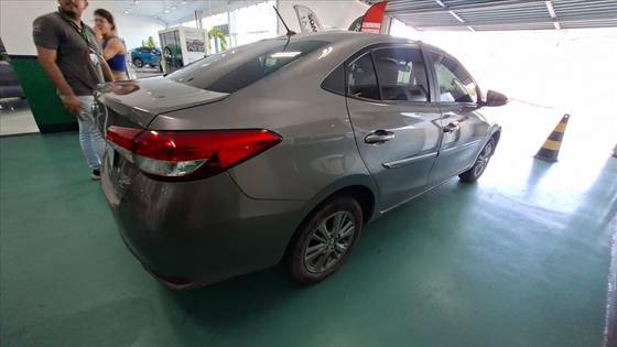 TOYOTA YARIS 1.5 16V FLEX SEDAN XL PLUS CONNECT MULTIDRIVE TOYOTA YARIS 1.5 16V FLEX SEDAN XL PLUS CONNECT MULTIDRIVE
